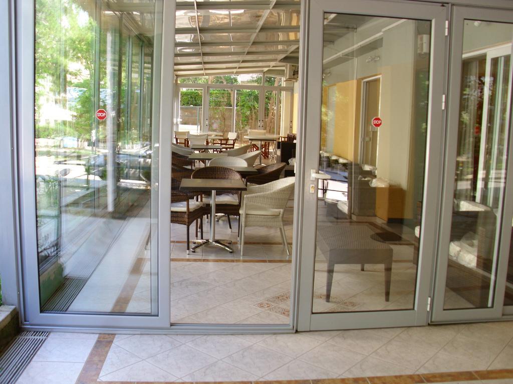 Hotel Cybele Pefki Atene Esterno foto